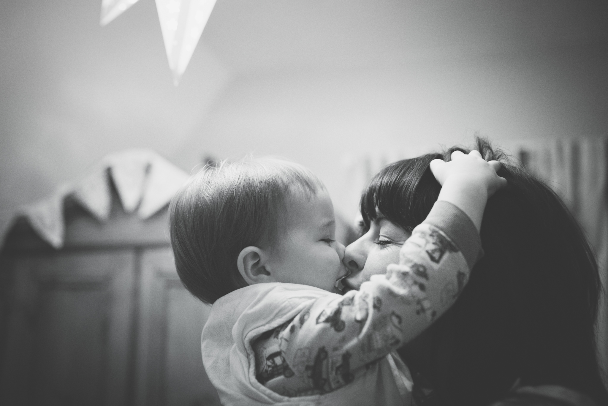 motherhood portraits, family portraits; documentrary photographer, northumberland, Stocksfield, Claire Batey, Unscripted Photography