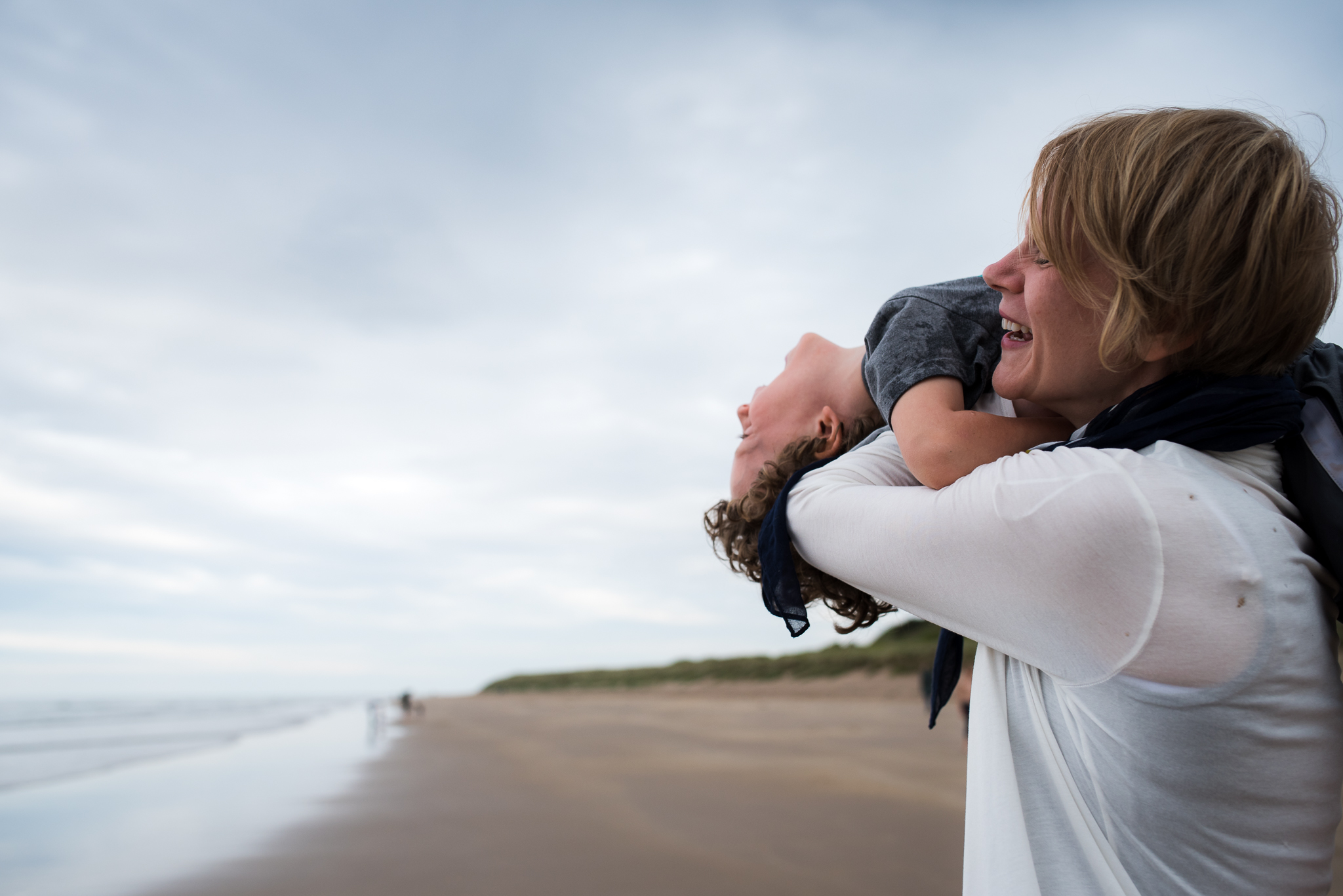 unscripted-photography_bamburgh_machin_lr_251 family reunion photoshoot, vacation photographer, holiday photographer, photographer northumberland, family photographer newcastle