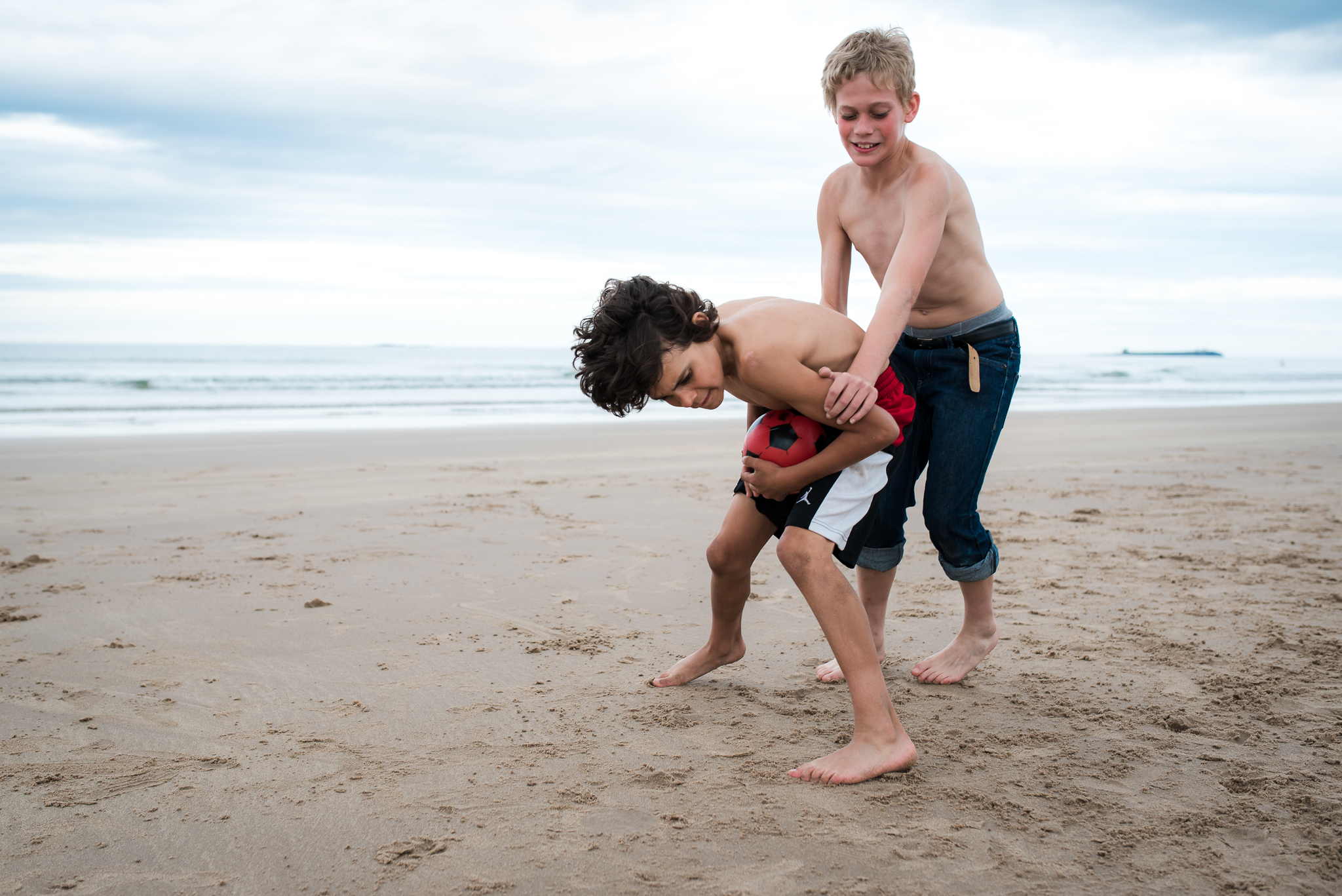 unscripted-photography_bamburgh_machin_lr_257 family reunion photoshoot, vacation photographer, holiday photographer, photographer northumberland, family photographer newcastle
