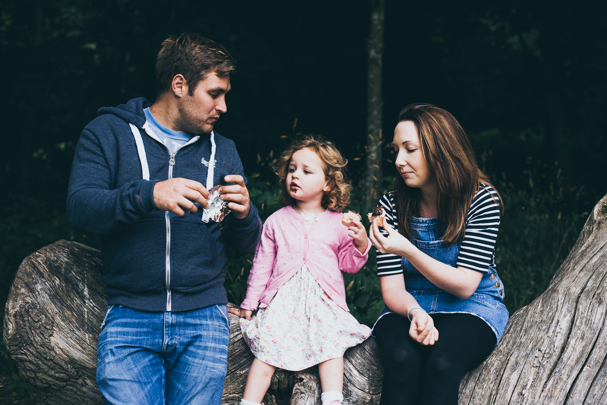 documentary family photography, documentary photographer newcastle, documentary photographer northumberland, Gosforth family photographer
