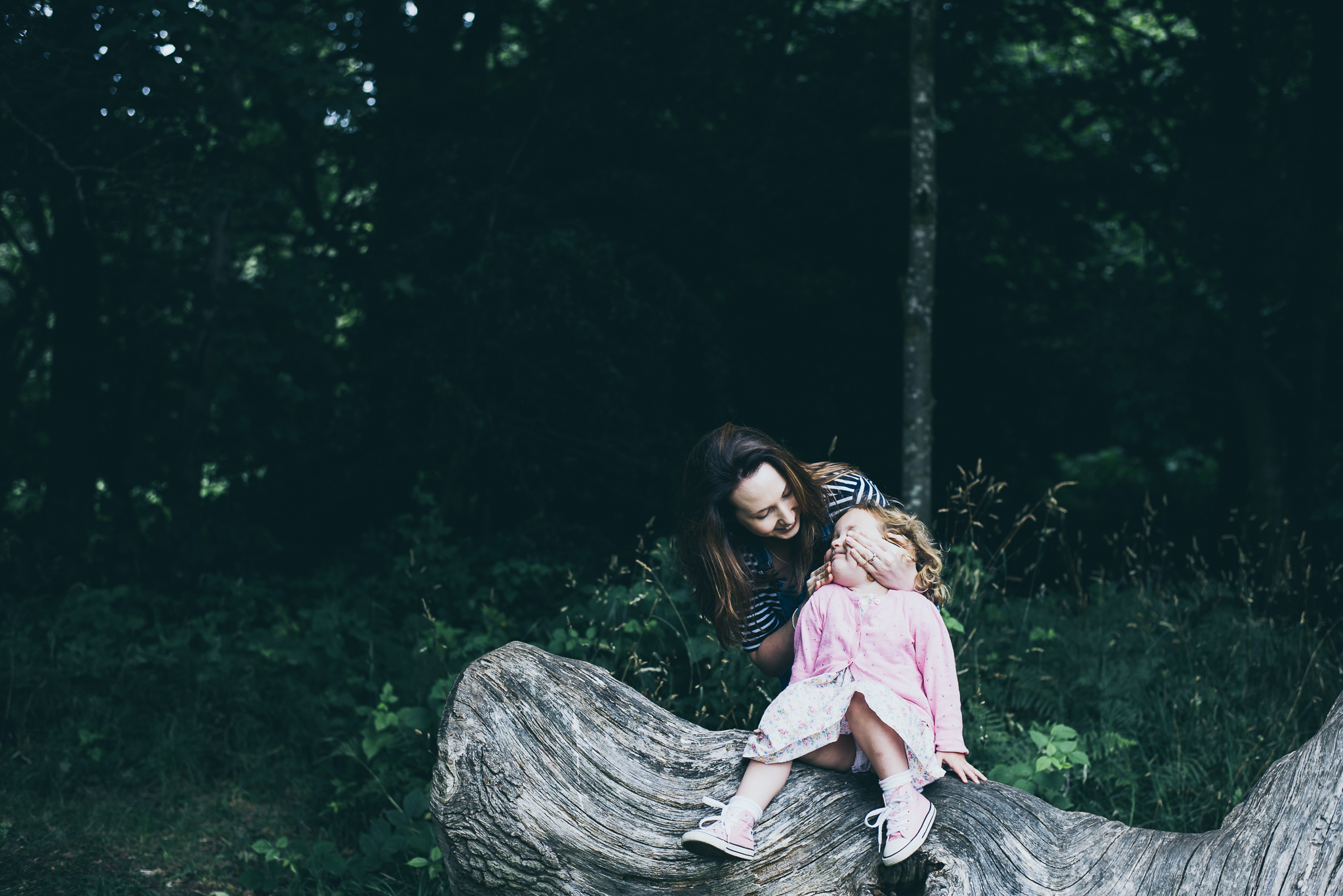 documentary family photography, documentary photographer newcastle, documentary photographer northumberland, Gosforth family photographer