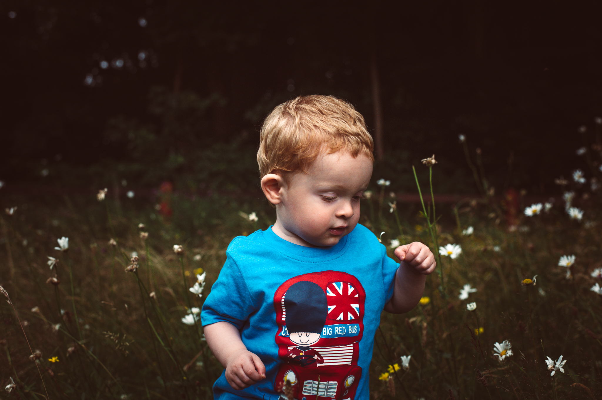 Unscripted Photography - Documentary and Portrait Photographer based in Northeast UK lincolnshire documentary photographer, family photographer lincoln, twin photographer lincolnshire