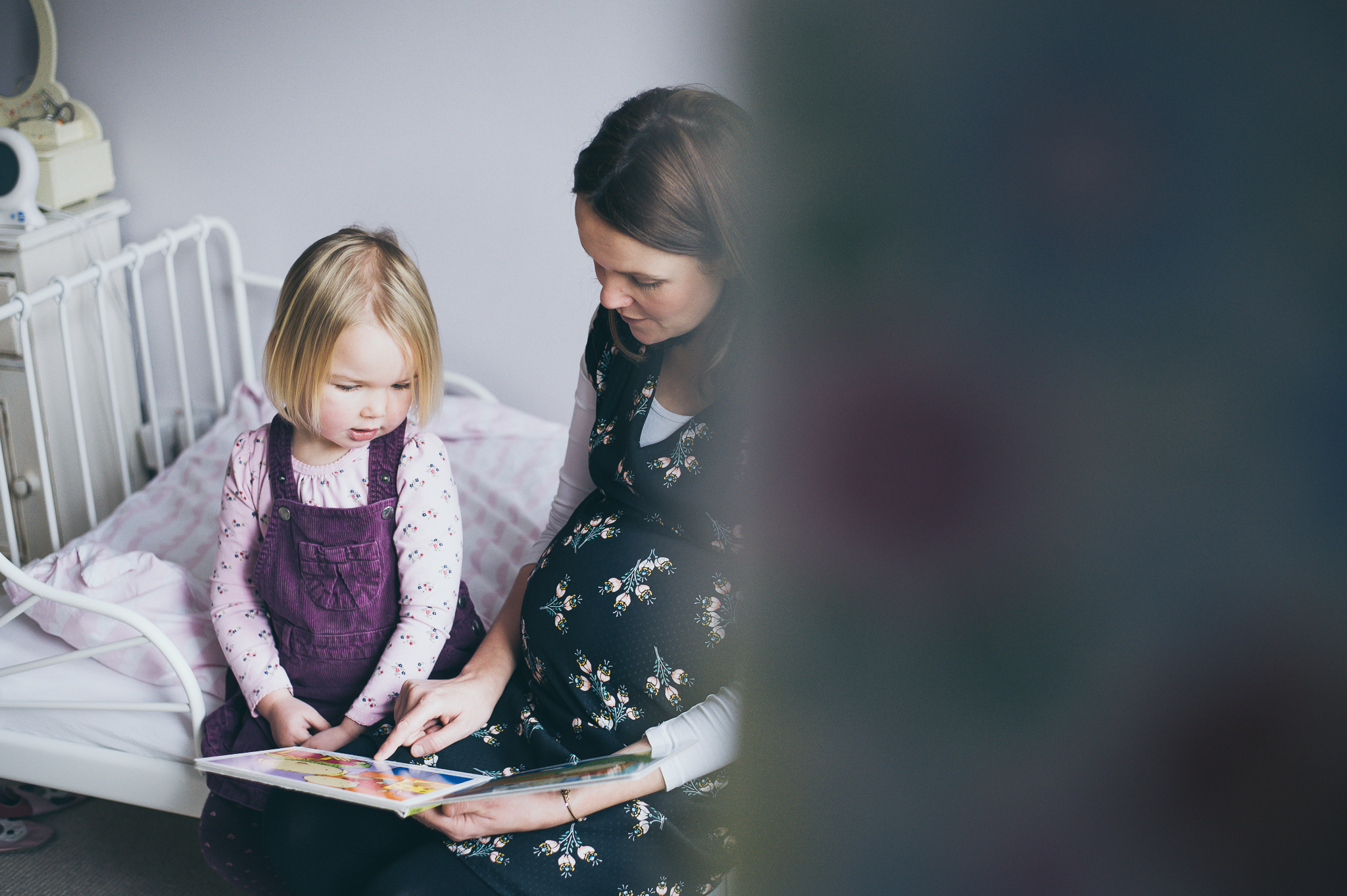 Unscripted Photography - Documentary and Portrait Photographer based in Northeast UK maternity photographer northumberland, documentary maternity photography sessions, northumberland, hexham, newcastle-upon-tyne, mum-to-be photographer, bump photographer