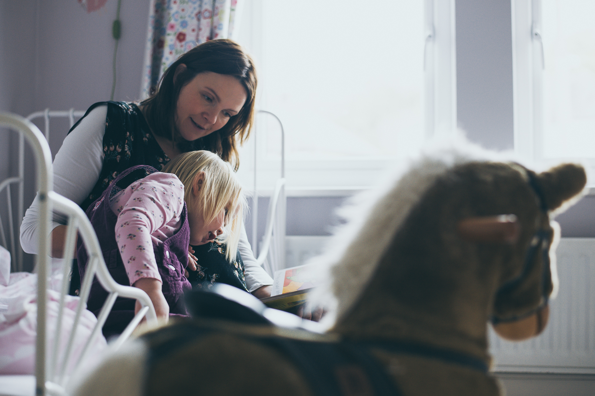 Unscripted Photography - Documentary and Portrait Photographer based in Northeast UK maternity photographer northumberland, documentary maternity photography sessions, northumberland, hexham, newcastle-upon-tyne, mum-to-be photographer, bump photographer