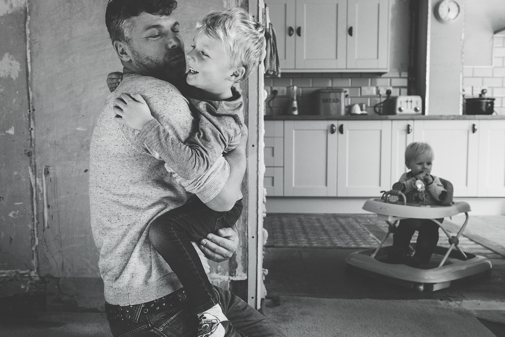 Family shoot in house renovation
