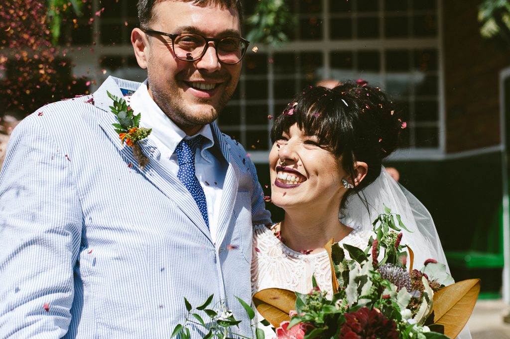 choosing the right wedding photographer