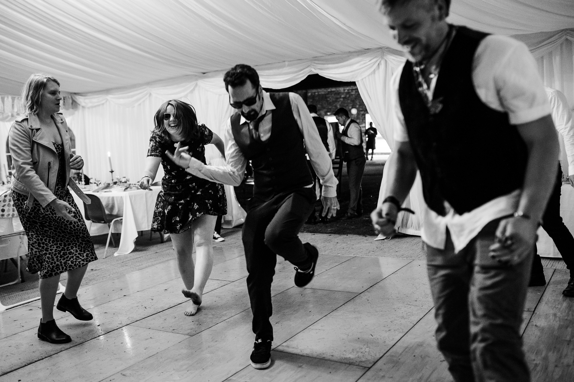 CRAZY DANCING AT WEDDING